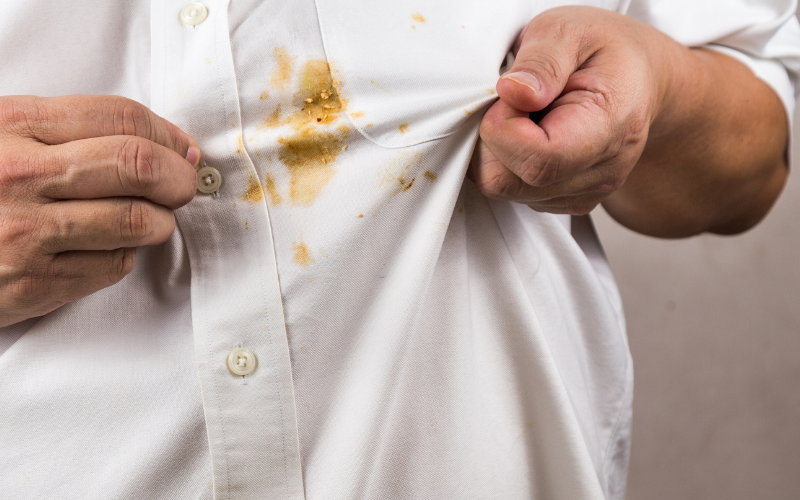 how-to-remove-curry-stains-from-clothes